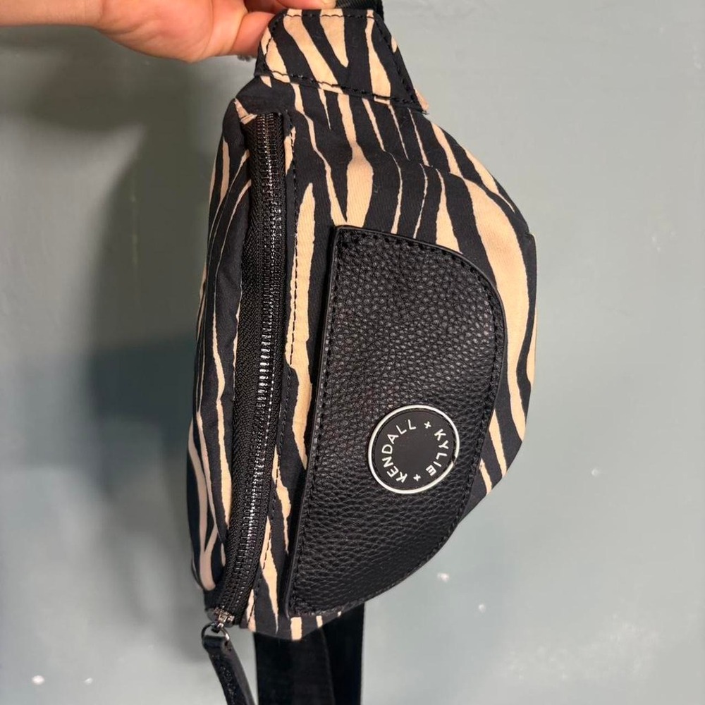 KENDALL + KYLIE Zebra Animal Print Belt Bag Fanny Pack Zip, Black/Beige